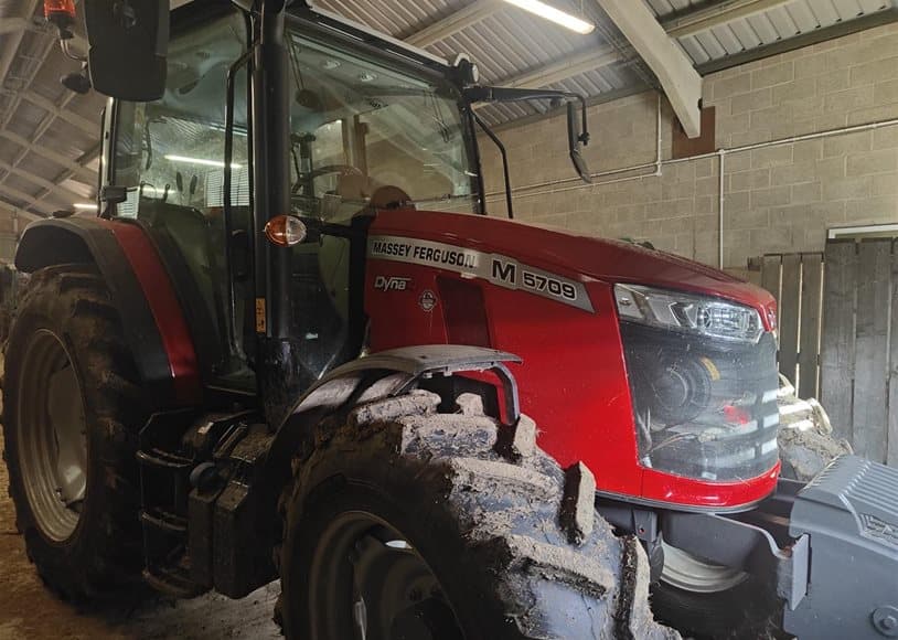Massey Ferguson 5709M CAB Tractor