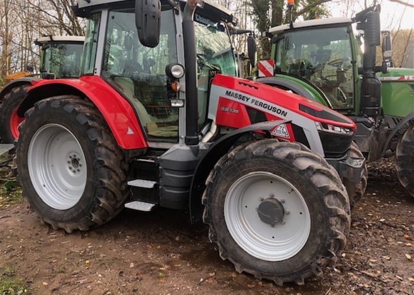 Massey Ferguson 5S.135EFD6 Tractor