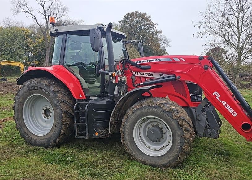 Massey Ferguson 7718SEFD6 Tractor