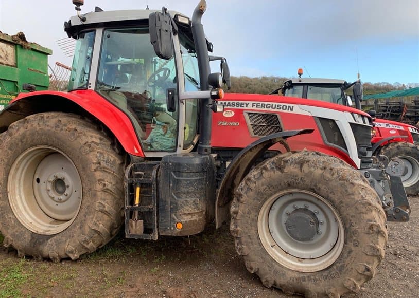 Massey Ferguson 7S.180EFD6 Tractor
