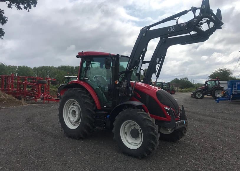 Valtra A85SH Tractor