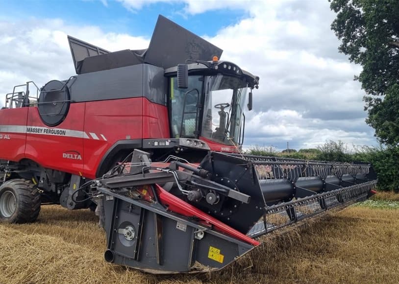 Massey Ferguson 9380 Combine