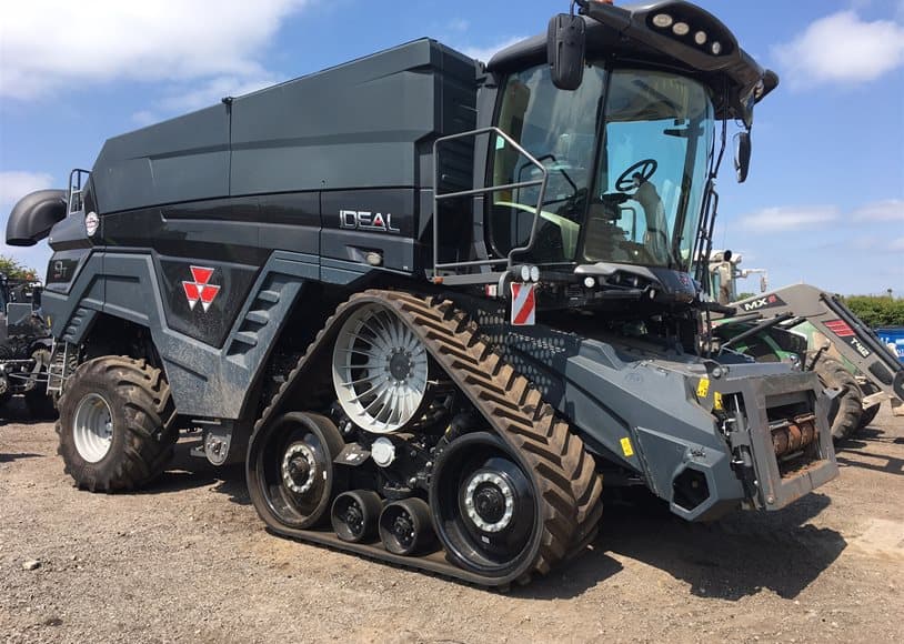 Massey Ferguson IDEAL 9T Combine