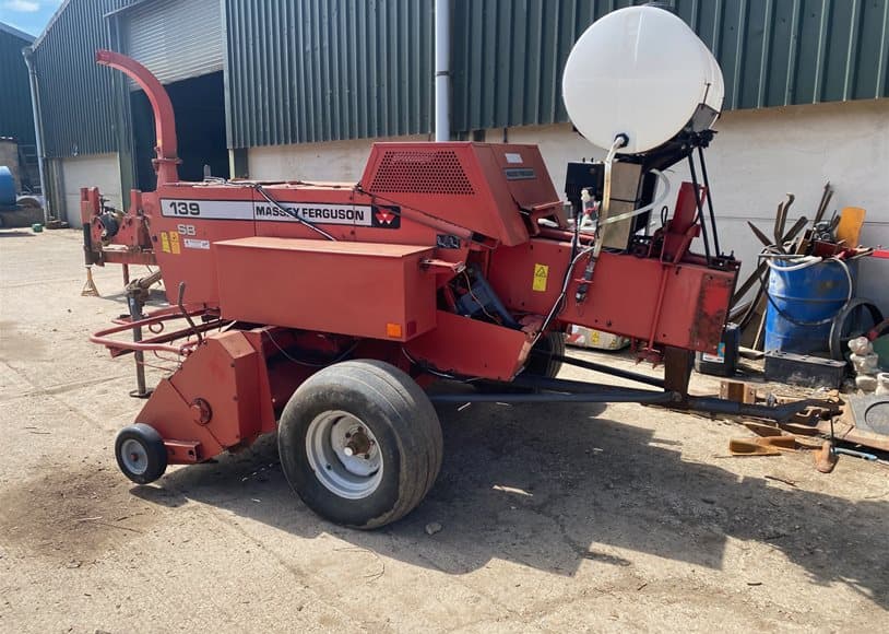 Massey Ferguson 139 Baler