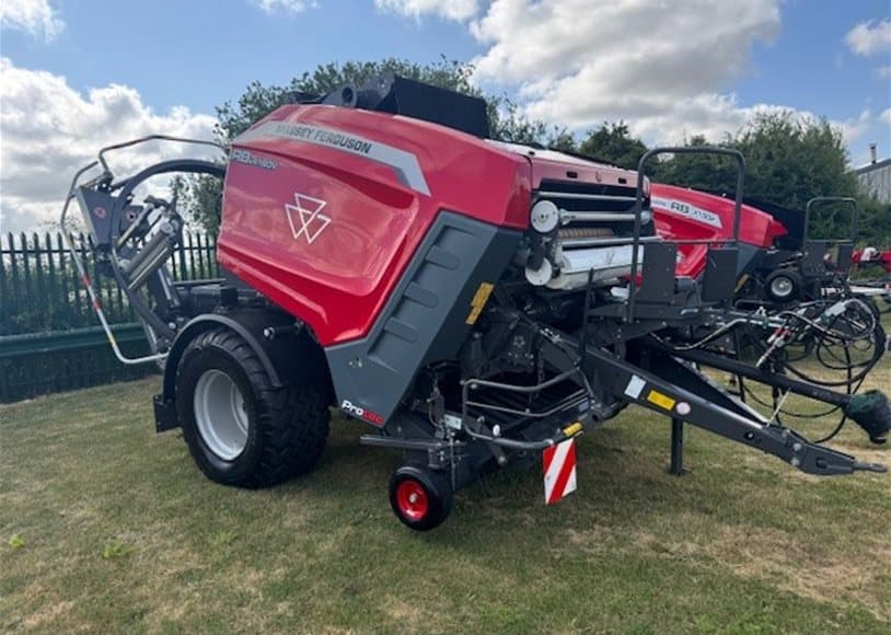 Massey Ferguson RB4160V Baler (Round)