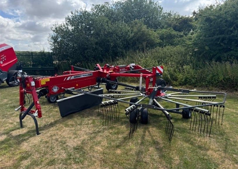 Massey Ferguson RK802 Rake