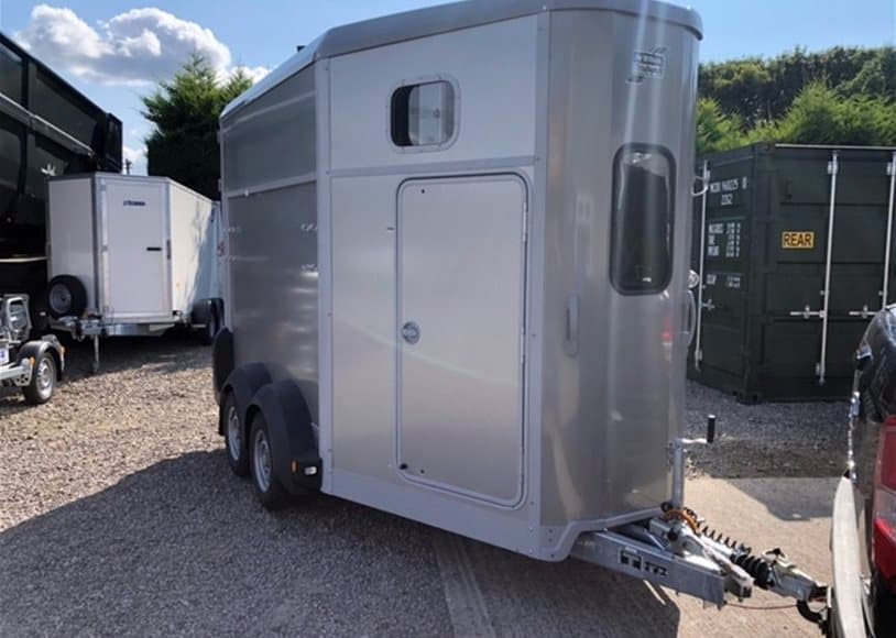Ifor Williams HB511R Trailer