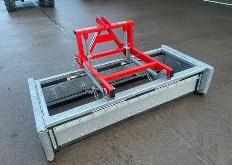 Brown Ag M/C Co 7FT MEGA Yard Scraper