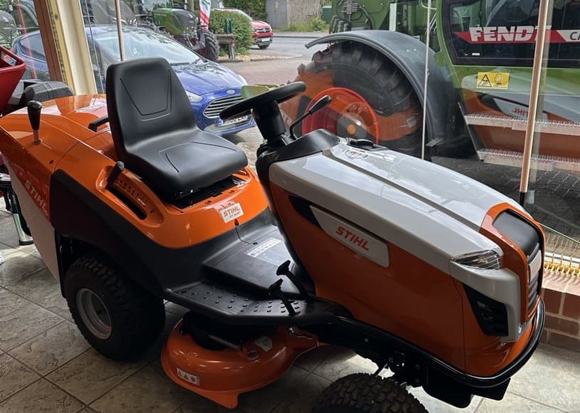 Stihl RT5097.1 Ride On Mower